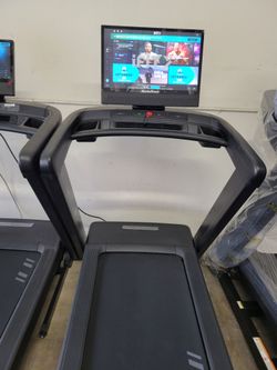 FULLERTON - 2025 Model Nordictrack Commercial 2450 Treadmill- 14MPH max speed- 1600$