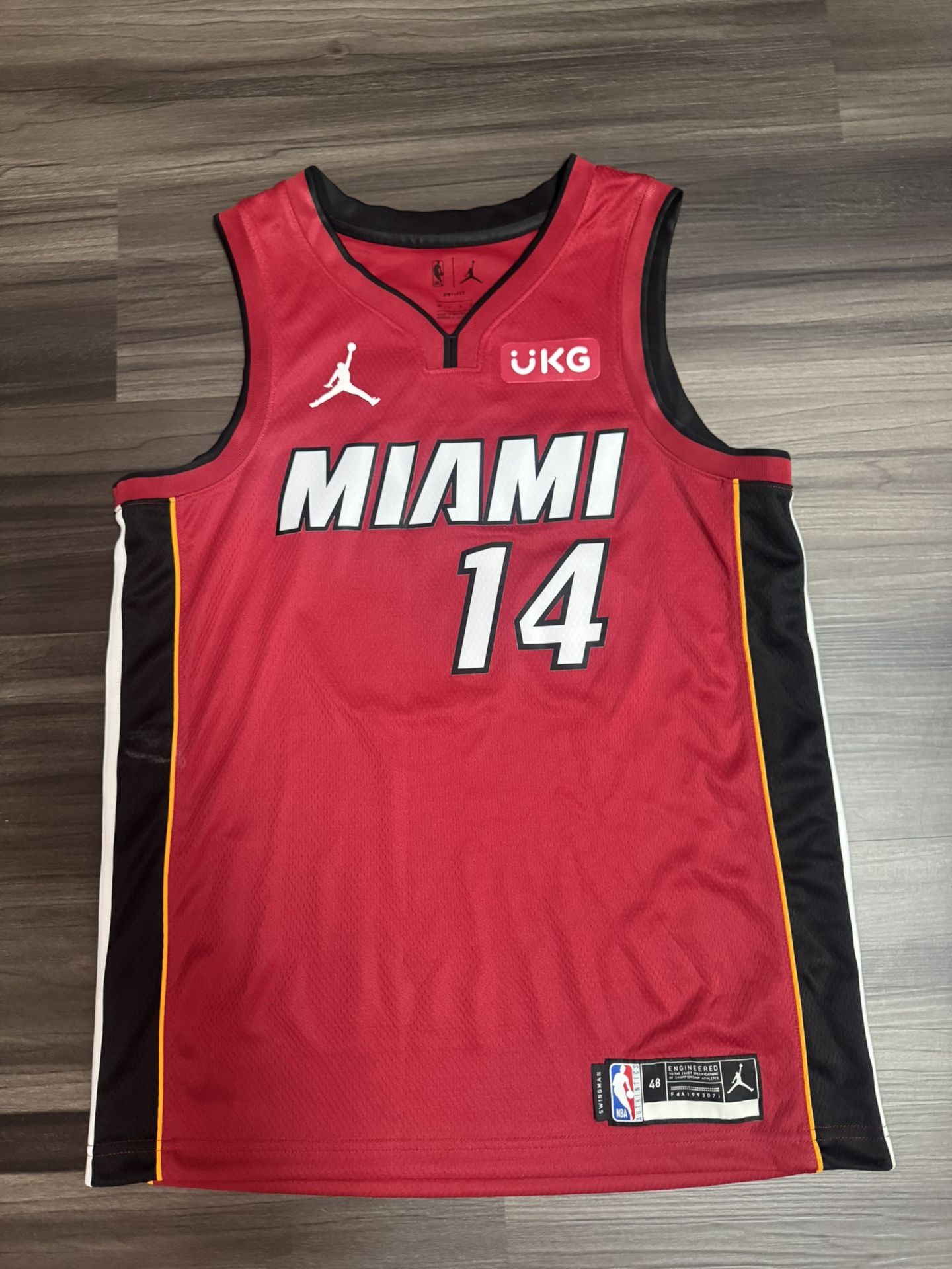 Nike Miami Heat Tyler Herro #14 NBA Engineered Dri Fit Swingman Jersey 48 Large