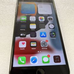 iPhone 7 Plus factory unlock to any carrier 128 GB great condition