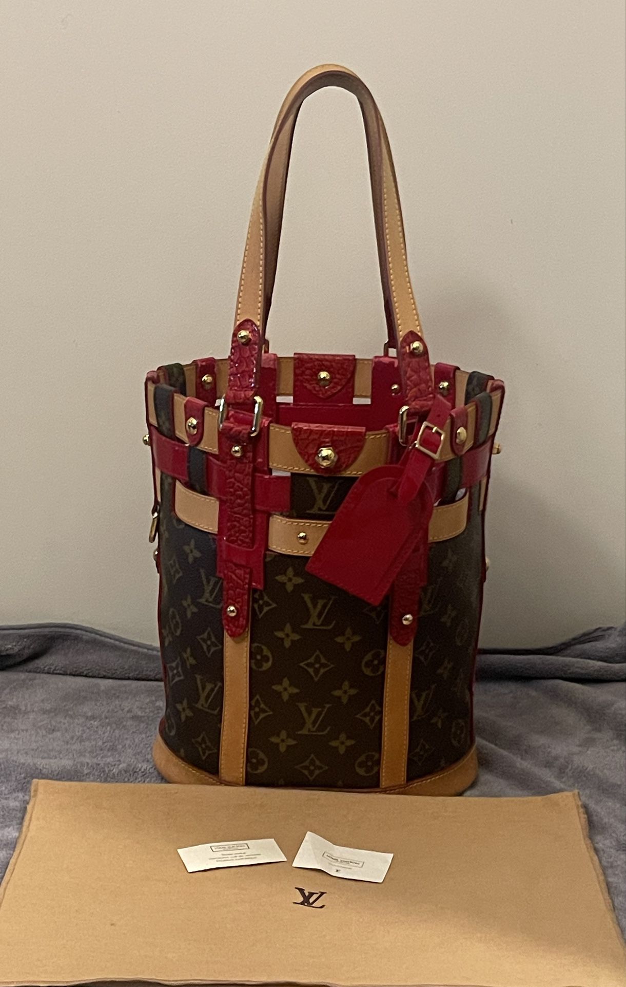 Louis Vuitton LIMITED EDITION Monogram Ruby Neo Bucket Bag for