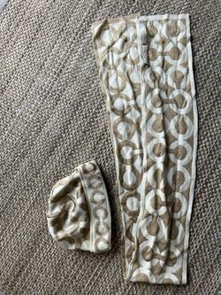 Authentic Coach Gold And Ivory Hat And Scarf Set