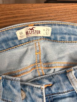 Hollister woman’s jeans