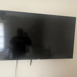 45 Inch TCL Roku Smart Tv And Wall Mount