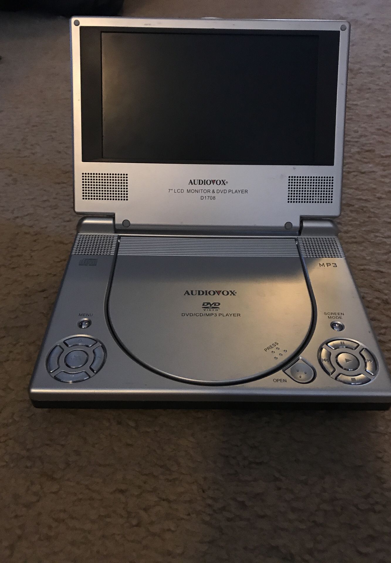 Portable 7” DVD player with case and headphones