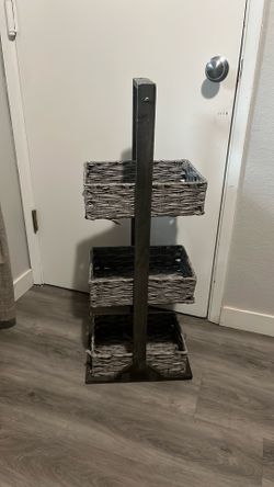 Storage bin