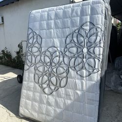 Full size mattress pillow top 12” thick       New mattress      We offer same day delivery     ☎️📱🔥 call or tex (213)713-74-89