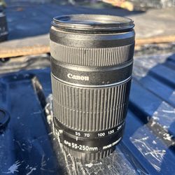 Canon EF-S 55-250mm f4-5.6 IS II lens