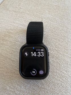 Apple Watch Series 11 (GPS + Cellular)