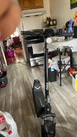 Niu electric scooter  33 MPH