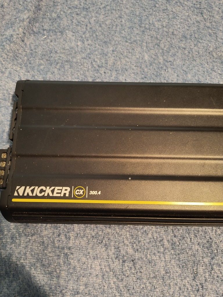 Kicker Cx 300.4 Amp