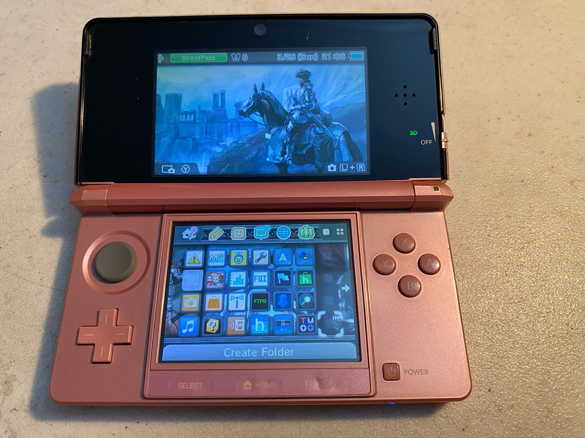 3ds Mod In Pink With Charger And 64 Gb SD Card