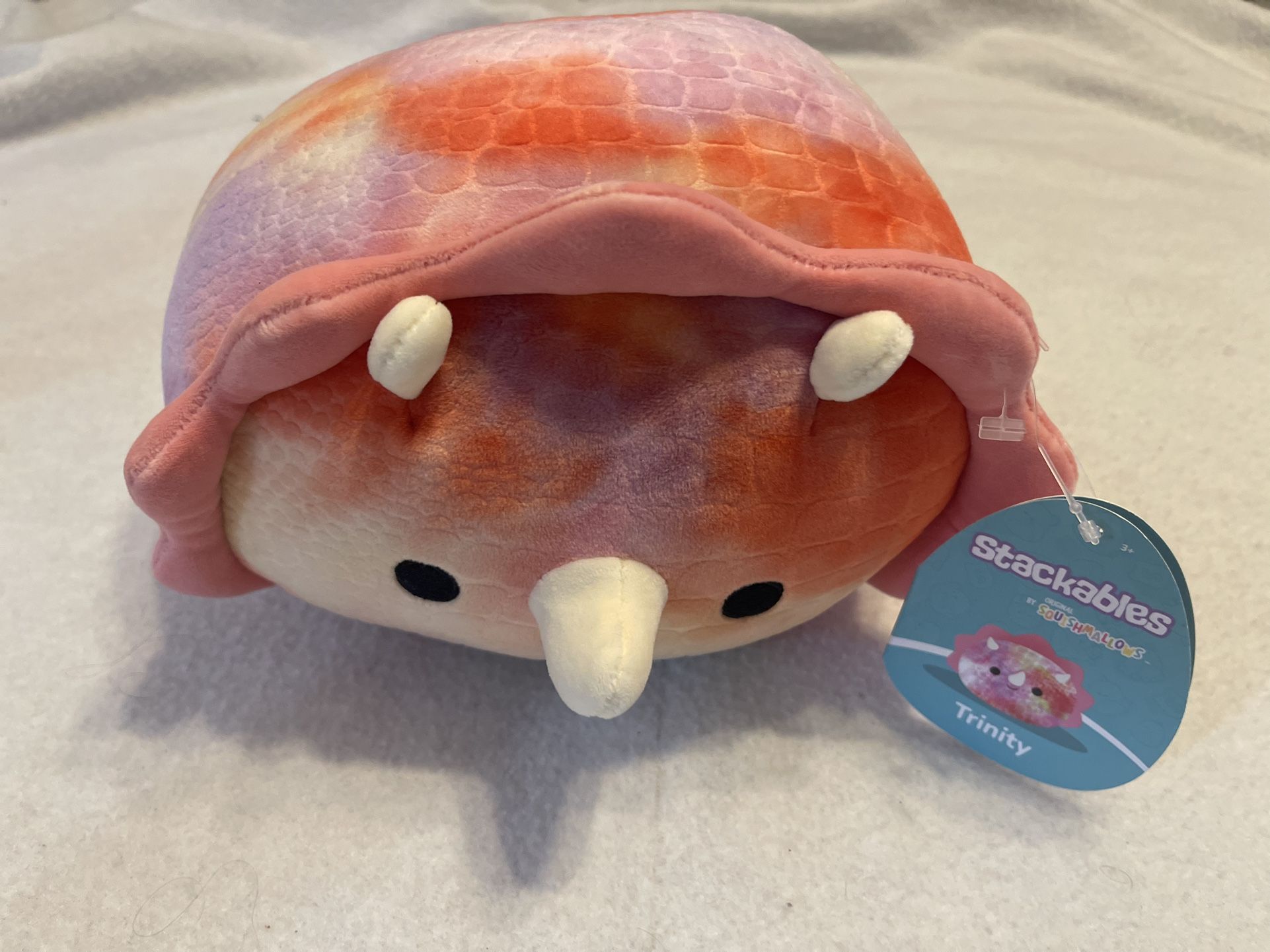 Stackable Squishmallows, Trinity Triceratops