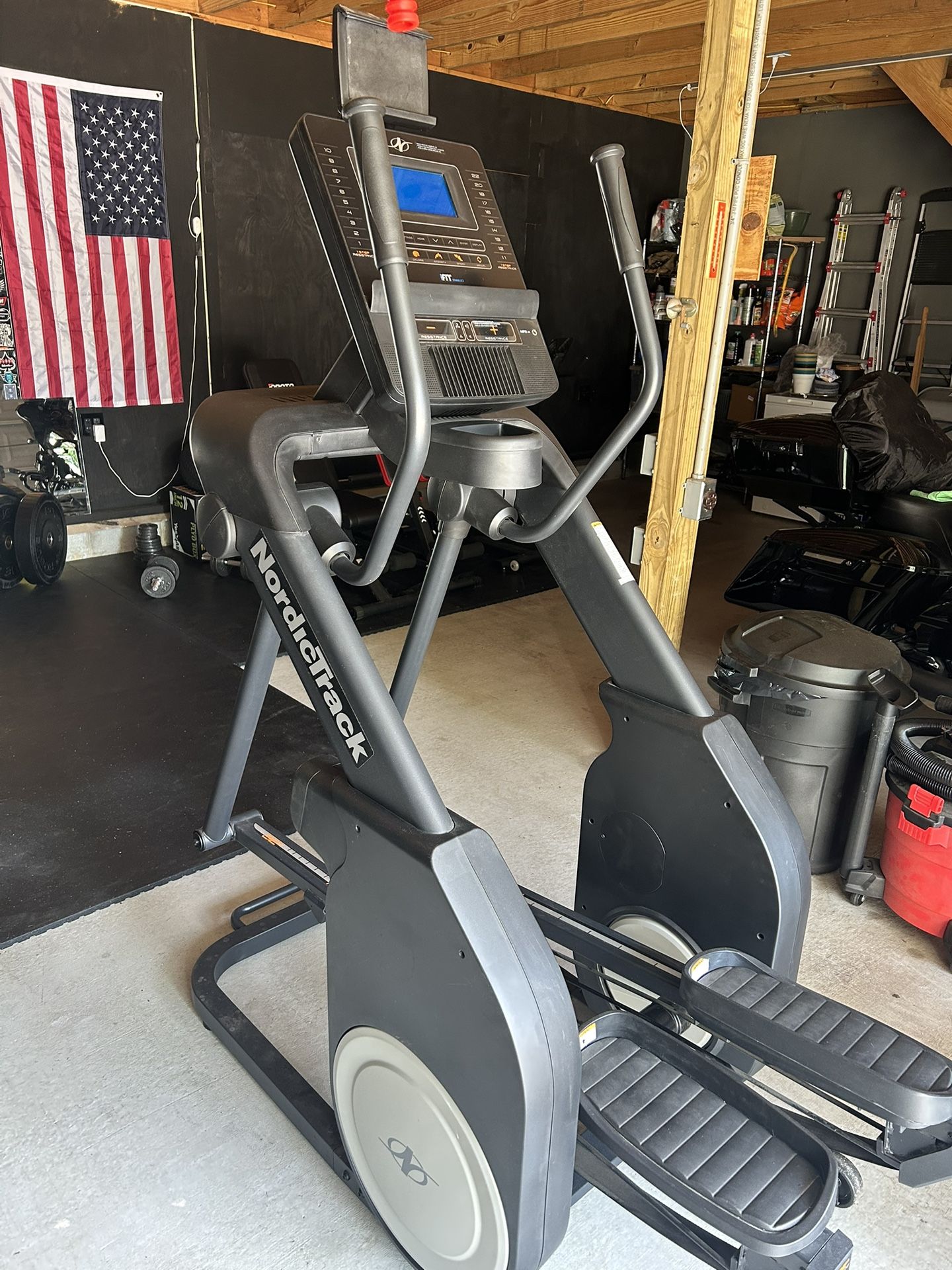 ***Military PCS*** Must Sell NordicTrack Elliptical