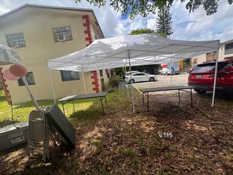 Large White Pop-Up Canopy Tent
