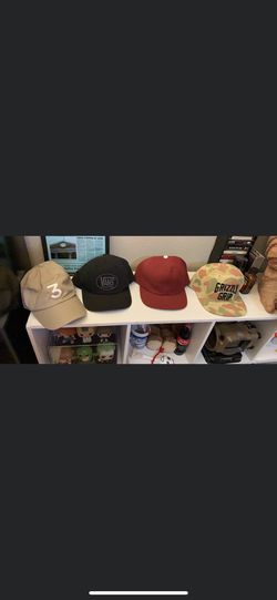 Various hats bans,supreme,obey, chance the rapper