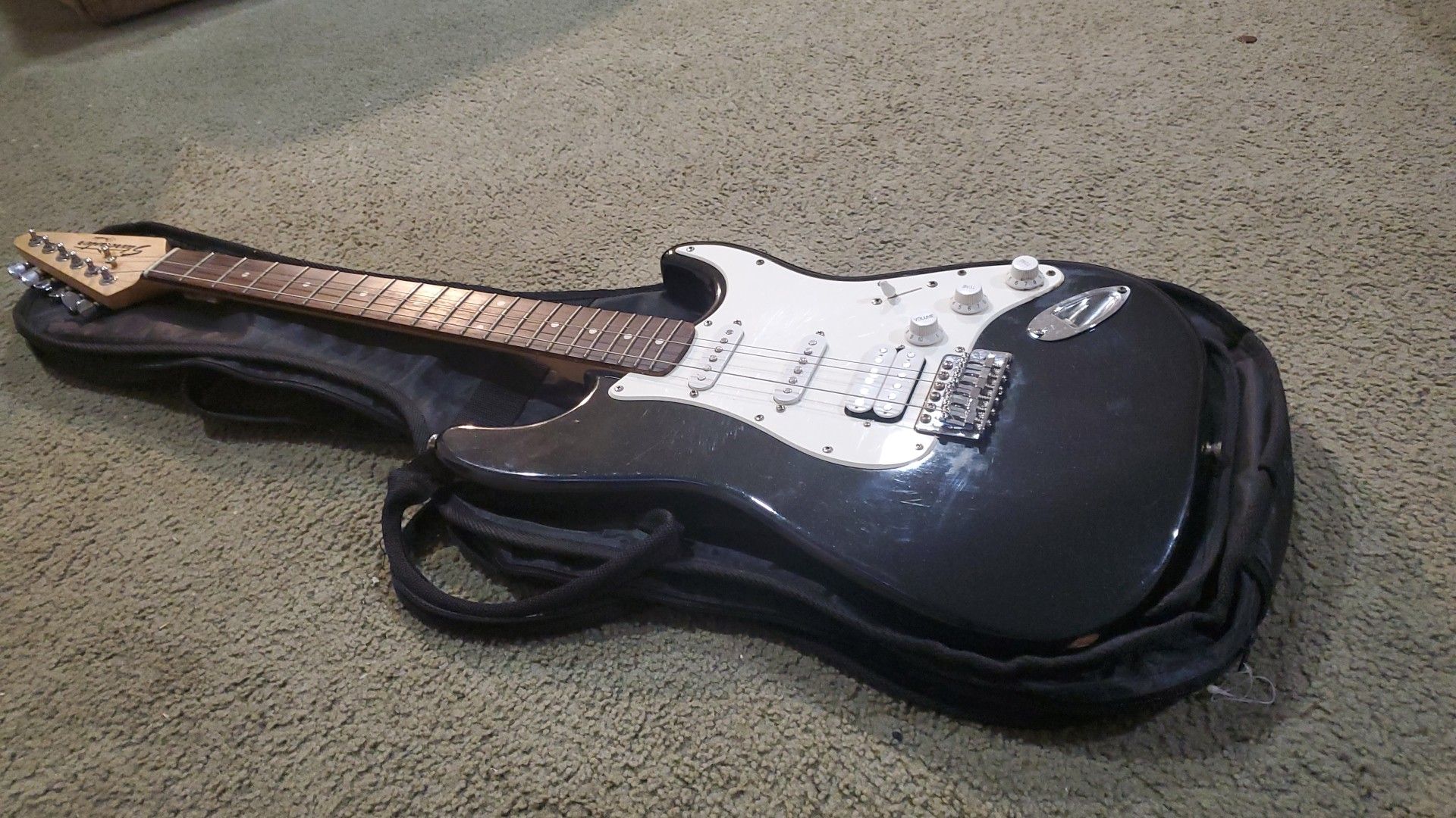 *Obo*Fender Starcaster stratcaster **new strings**
