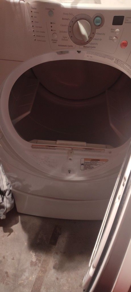Whirlpool Washer And Dryer $200