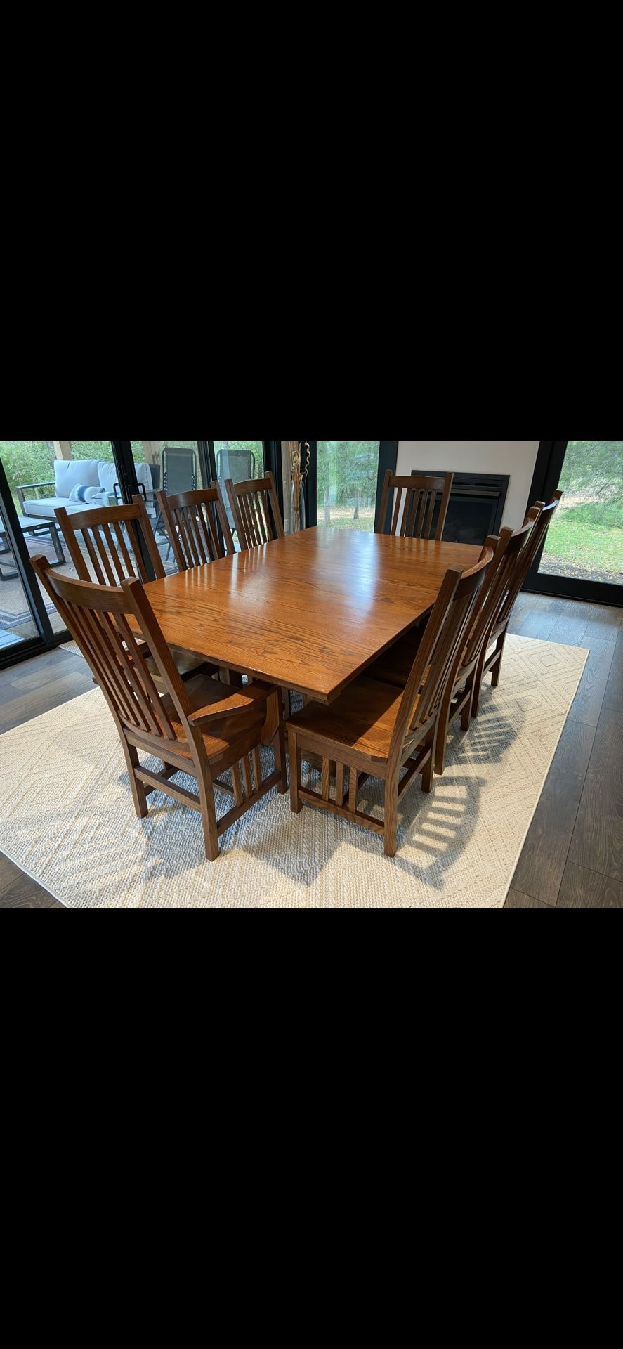 Remodeling work has begun must go! MAKE BEST OFFER - Dining Table + 8 chairs – Condition Excellent