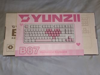 YUNZII B87 Wireless Mechanical RGB Keyboard White Heart, 3 Connection Modes + Wrist Rest