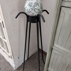 WROUGHT VINTAGE GAZING BALL STAND