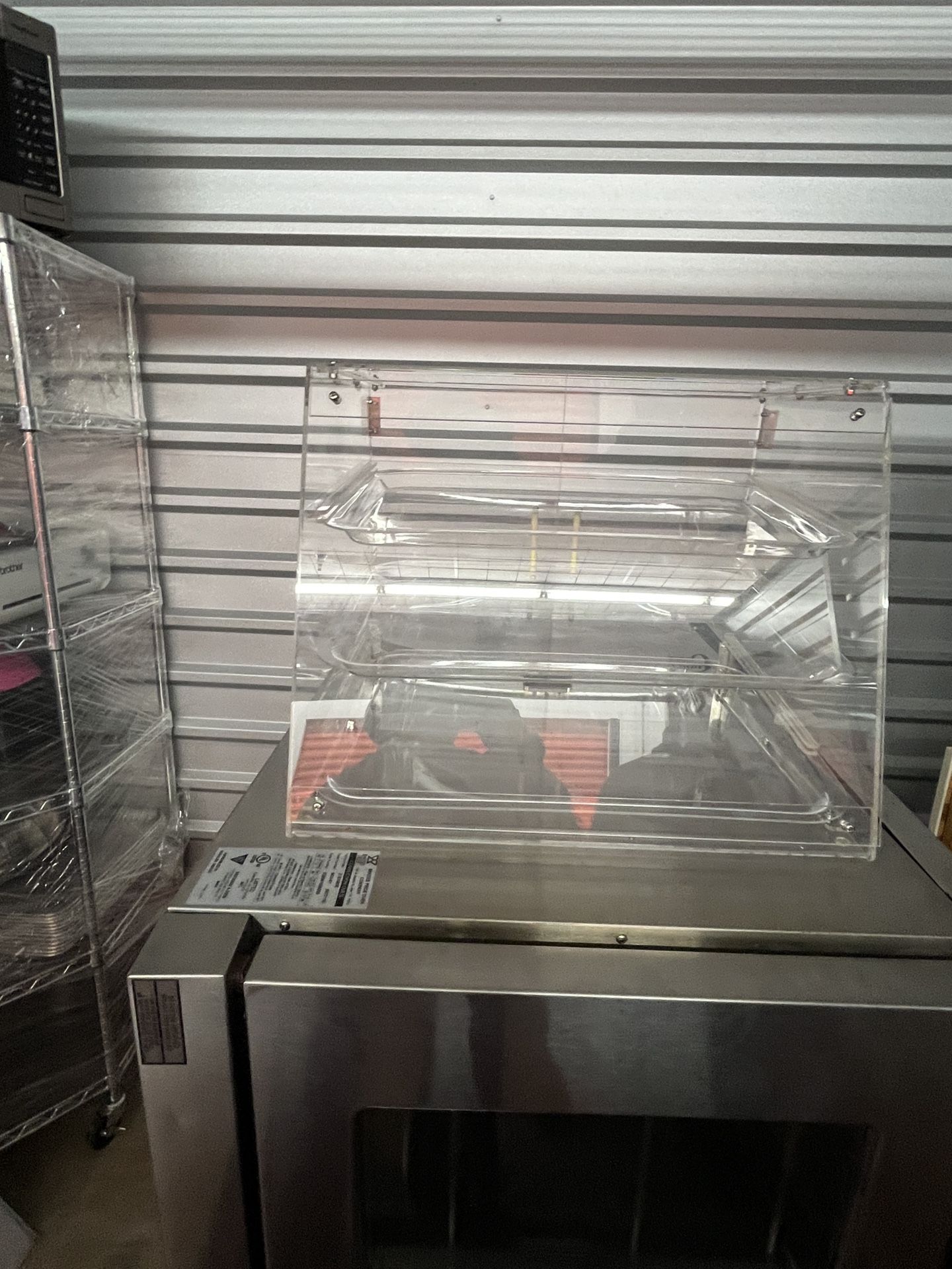3 Shelf Bakery Display Case