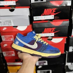 Nike Dunk Low Undefeated 5 On It size 9 USED But Clean