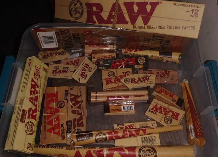 A Ton Of Recreational Smoking Essentials