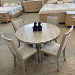 5pc Dining Room Table Set 