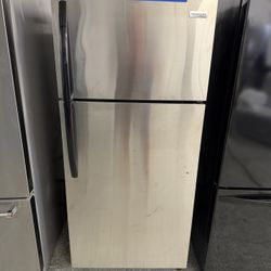Top Freezer Refrigerator
