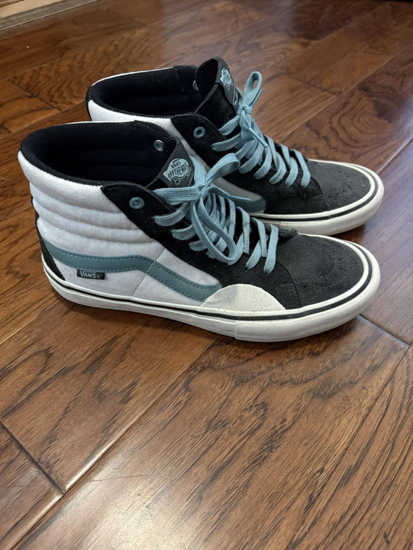 Vans Fabiana Delfino Collab