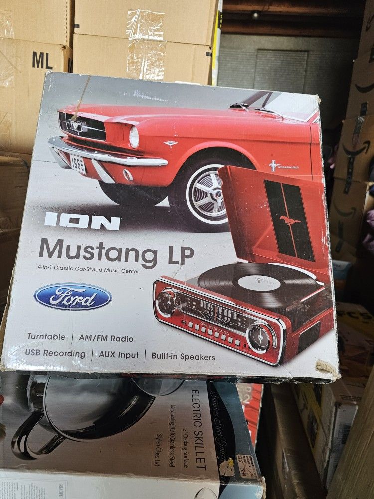 Ion Mustang Lp Record Player