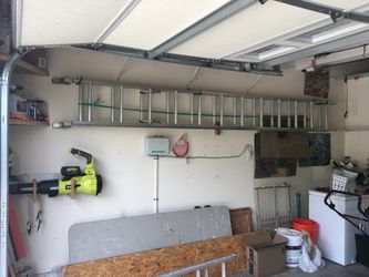 24’ Louisville Extension Ladder