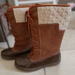 Snow Boots