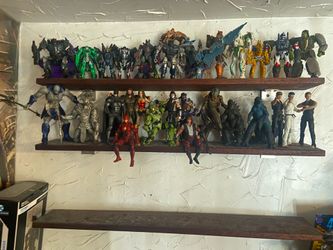 Transformers and Neca figures lot