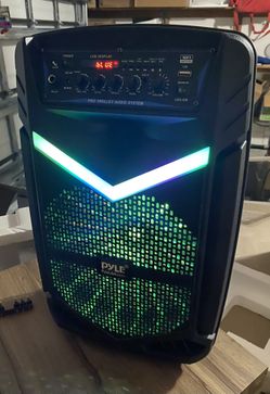 Pyle Portable Bluetooth PA Speaker System - 600W Rechargeable Outdoor Bluetooth (PPHP1042B)