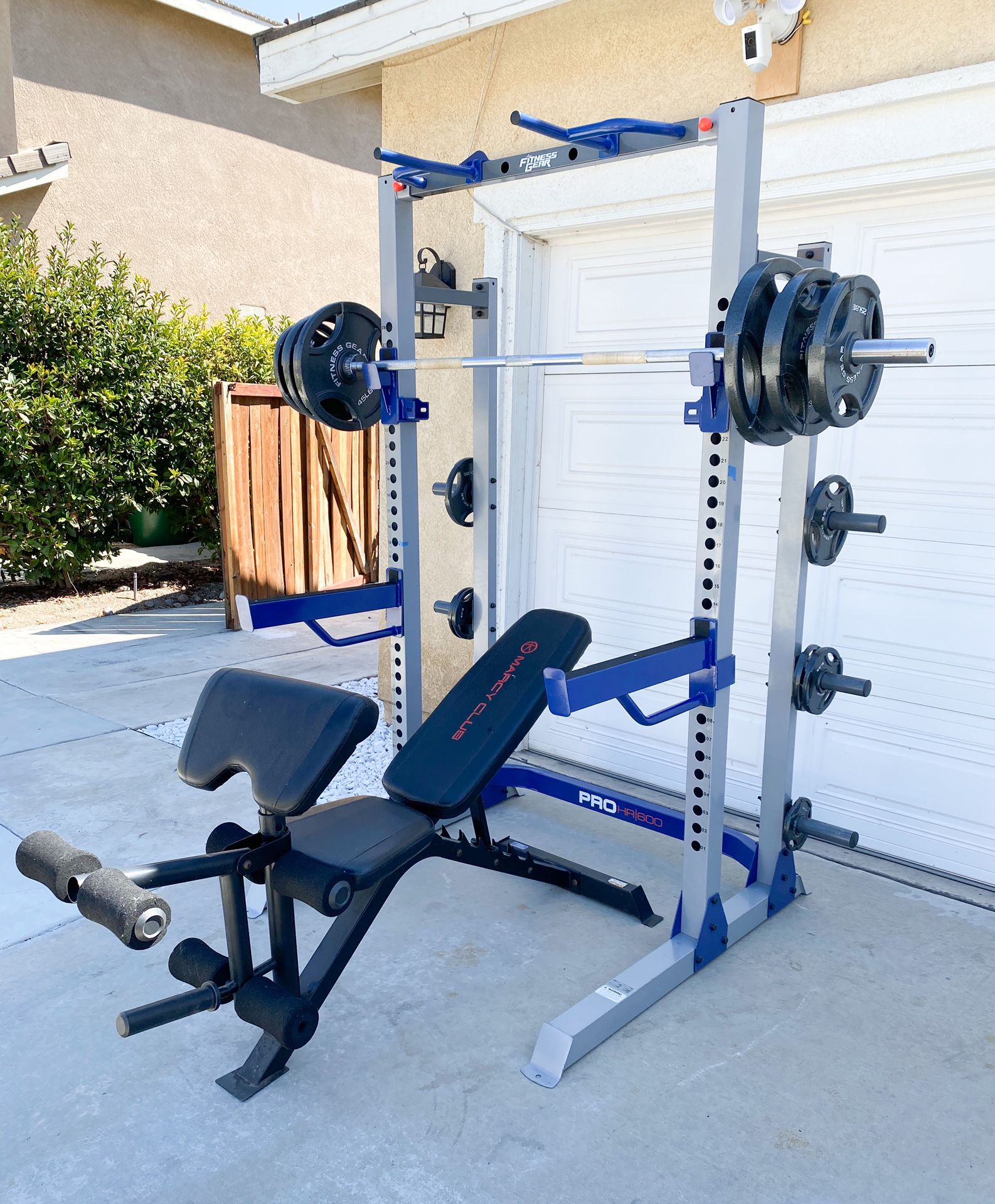 SQUAT RACK BENCH PRESS OLYMPIC BAR WEIGHTS INCLUDED 245LBS PU IN MENIFEE LAKES 