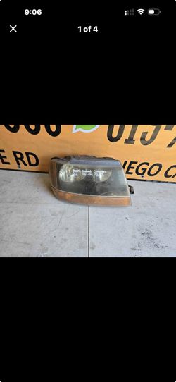 1(contact info removed). Jeep grand cherokee rh headlight oem
