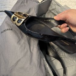 Pointed Toe Slingback Flat