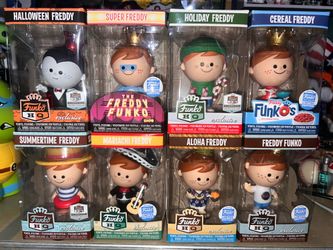 8 Freddy Funkos