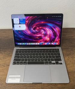 13" MacBook Pro Touchbar M1 8 Core*500GB SSD*16GB RAM