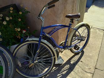 blue Huffy Cranbrook cruiser