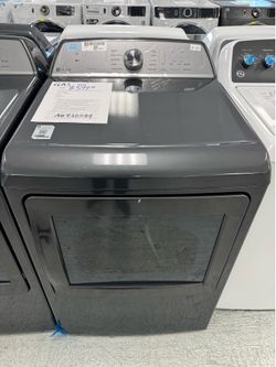 7.4 cu.ft GAS dryer with sanitize cycle and sensor dryer