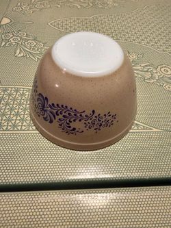Vintage Pyrex Tan Bowl with Blue Scroll