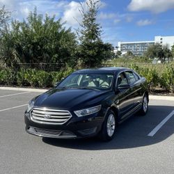 2013 Ford Taurus