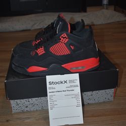 Jordan 4 red thunder size 9.5