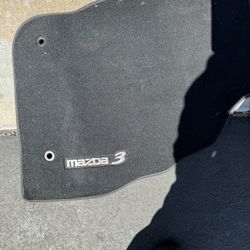 Mazda 3 Floor Mats - Rubber And Carpet