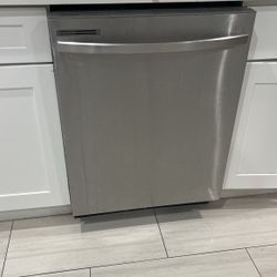 Dishwasher 