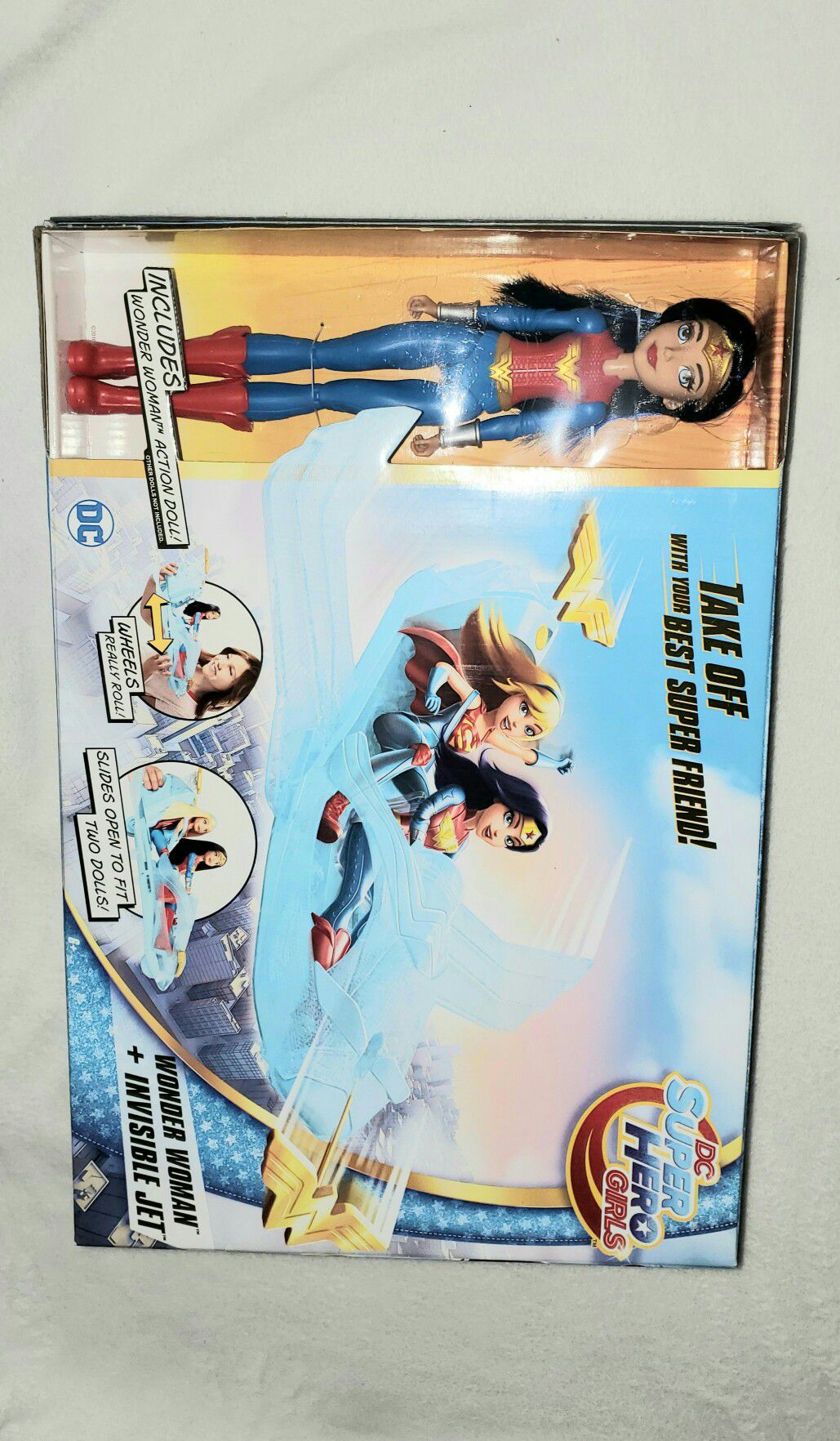 DC SUPER HERO GIRLS WONDER WOMAN DOLL WITH INVISIBLE JET SET
