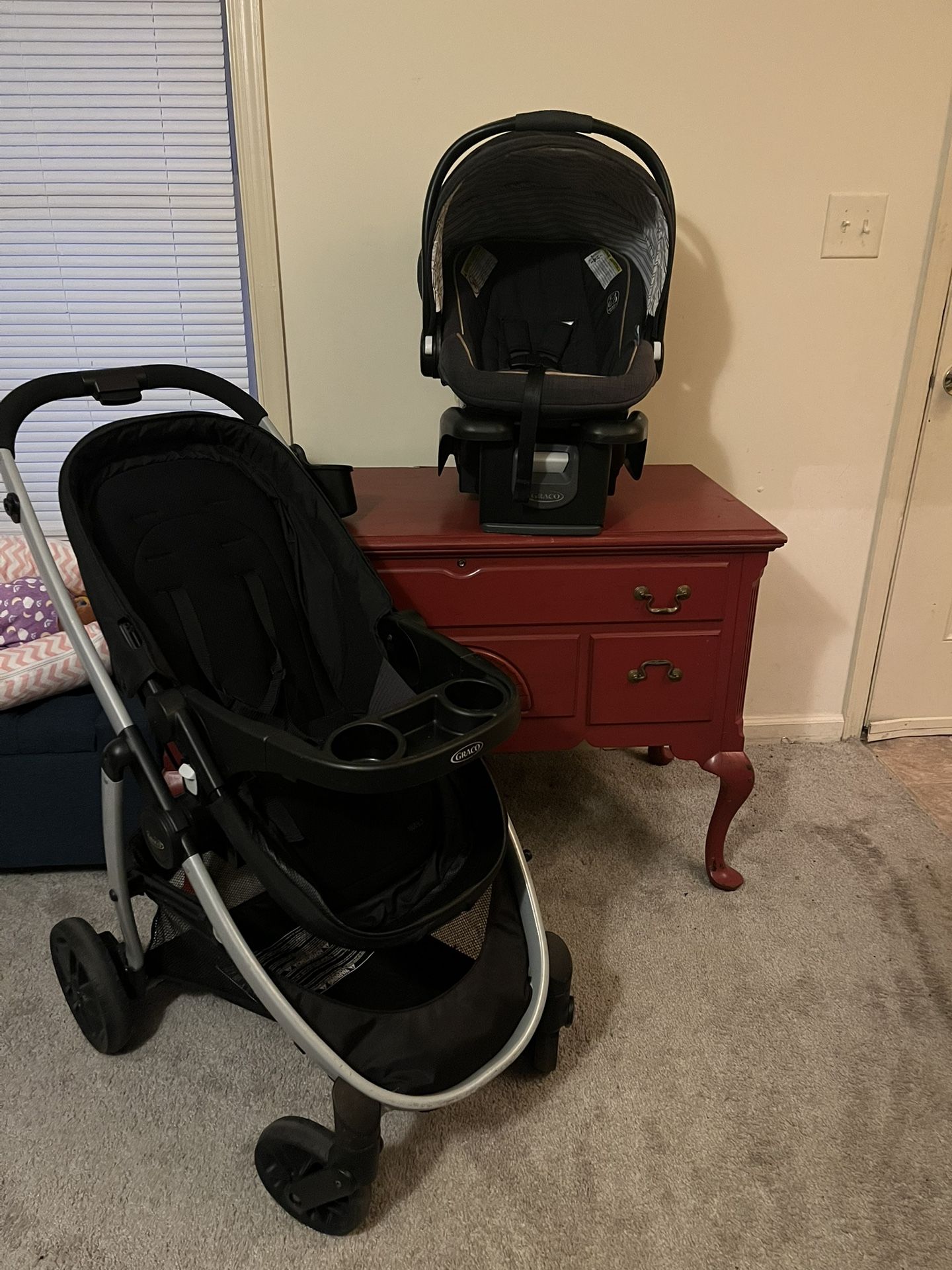 Graco travel System