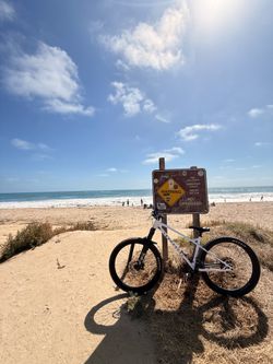 commencal bike 2025